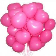 Облако из воздушных шаров виде больших сердец (розовое)